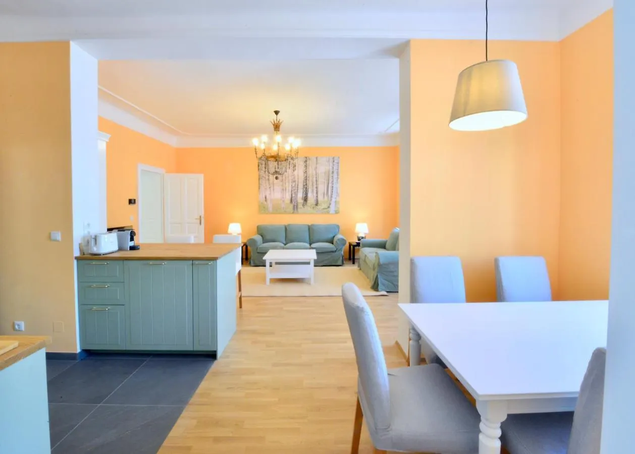 Spacious And Comfy With 3 Bedrooms Vienna 0*,  Austria