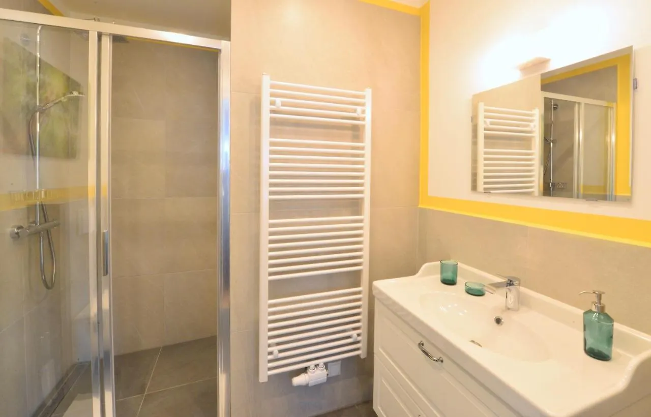 Spacious And Comfy With 3 Bedrooms Vienna 0*,  Austria