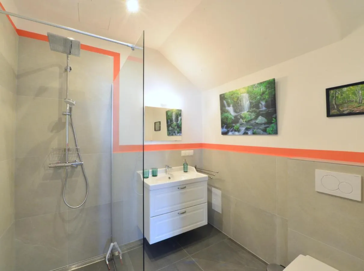Spacious And Comfy With 3 Bedrooms Vienna 0*,  Austria