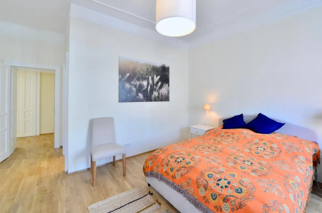 Spacious And Comfy With 3 Bedrooms Vienna 0*,  Austria